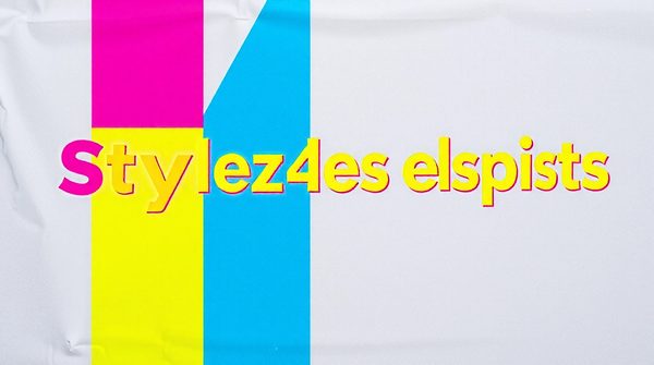 Stylo 4 couleurs publicitaire : un outil pour marquer les esprits